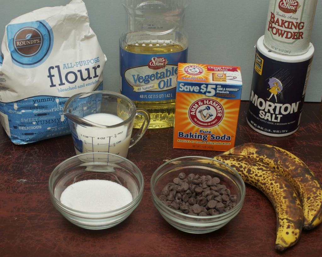 banana bread chocolate chip muffin ingredients