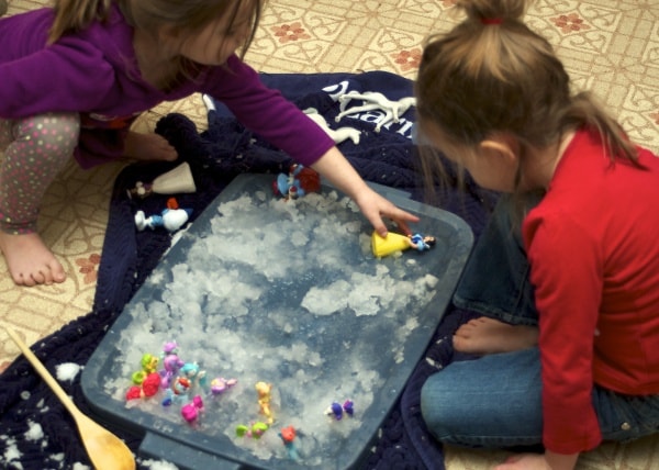 sensory play with water and ice