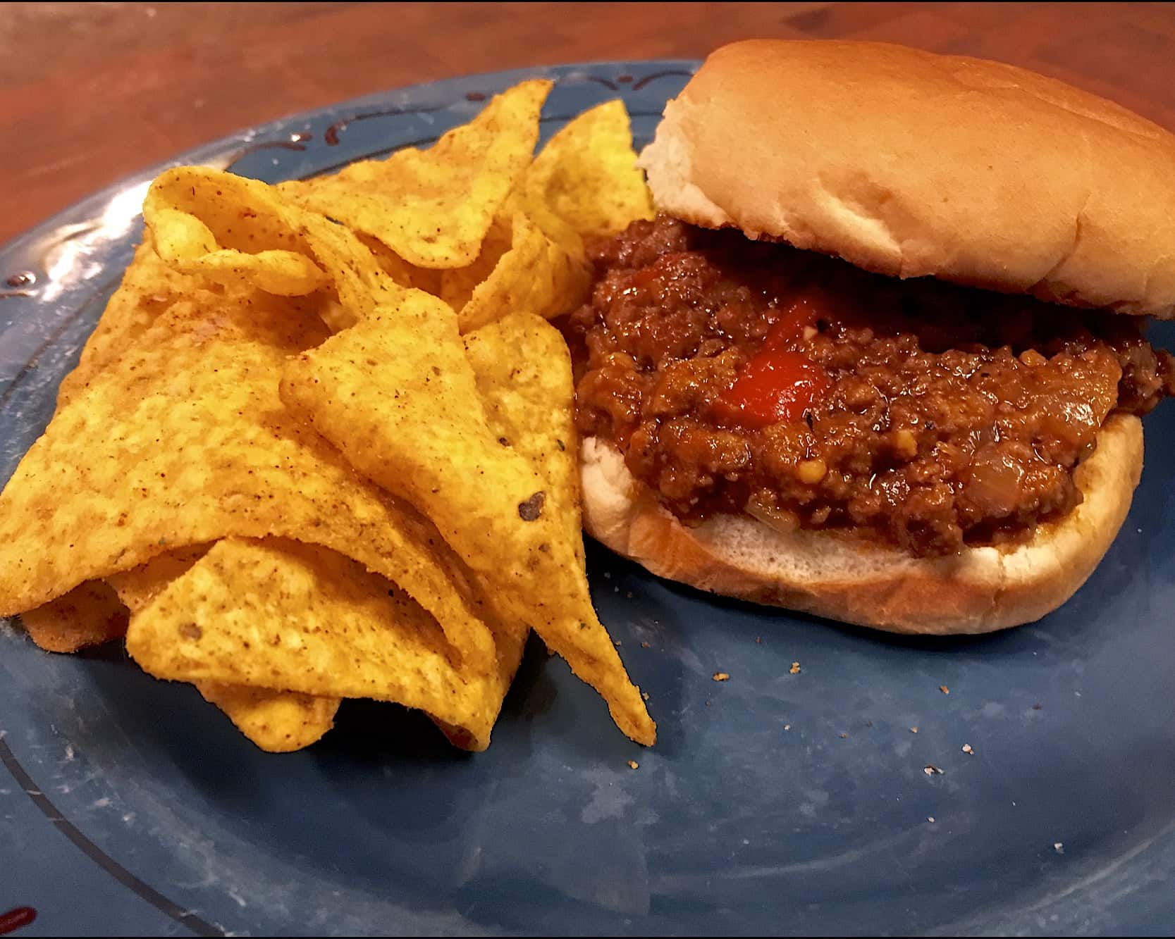 sloppy joe and chips