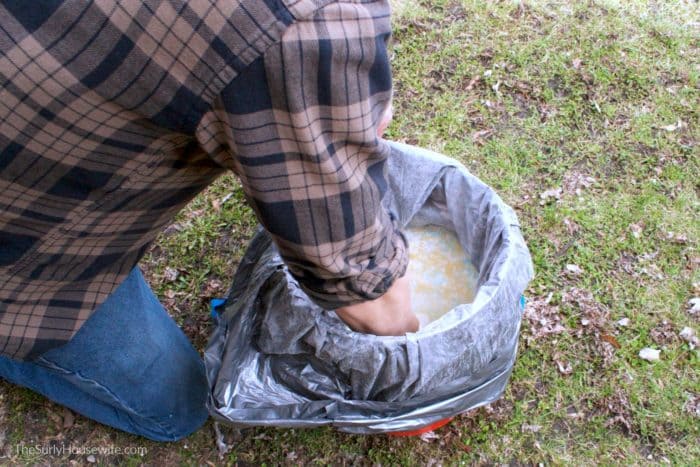 how to mix DIY Laundry Detergent