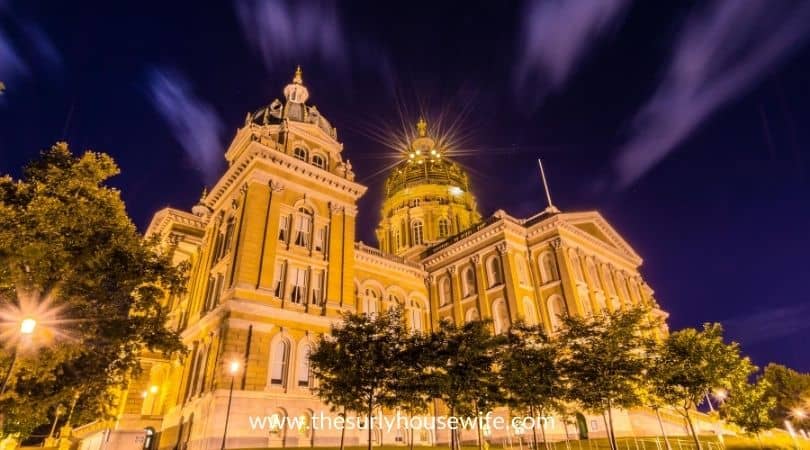 Iowa capital building at night